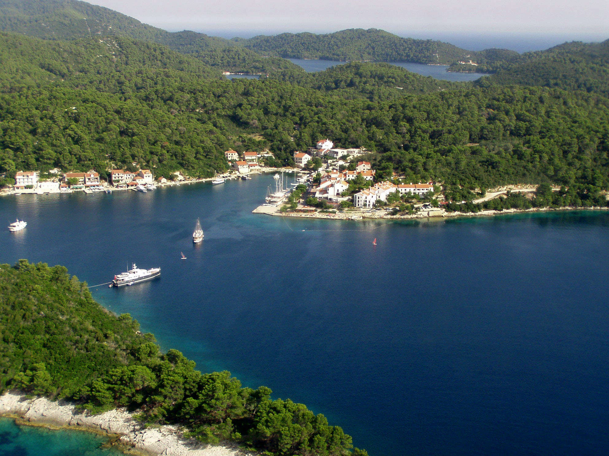 sailing-yacht-charter-in-croatia-sailing-options-cruising-sea