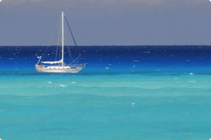 A boat on the water in Bimini Island