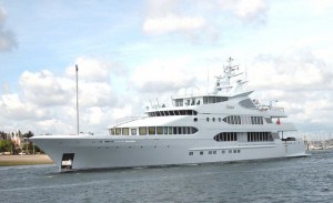Long Yacht charter