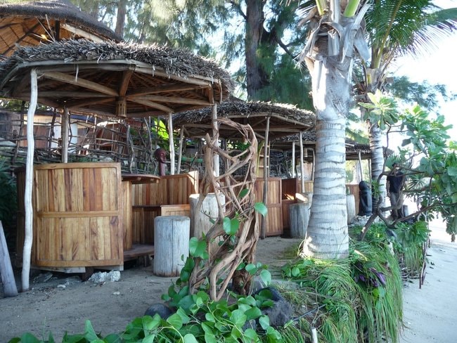 Restaurant near the shoreline