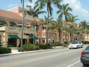 Street in Naples Florida Avenue