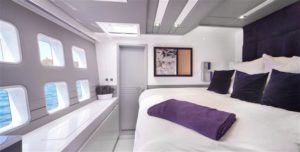 Sunreef 70 bed room