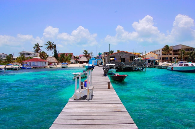 Marina in Man O War IslAND