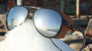 Polarized sunglasses frame material