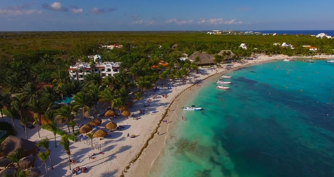 Akumay Bay snorkel place in Mexico