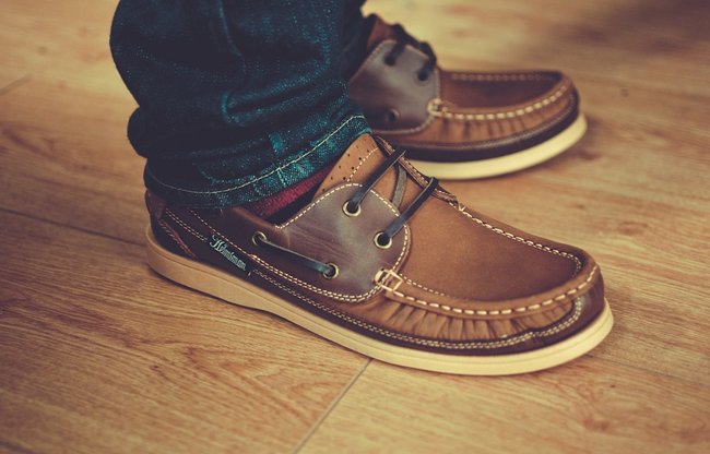 Boat shoes for men