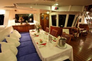 Douce France dining room