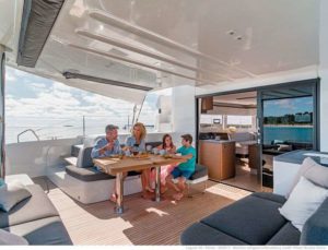Lagoon 50 Exterior