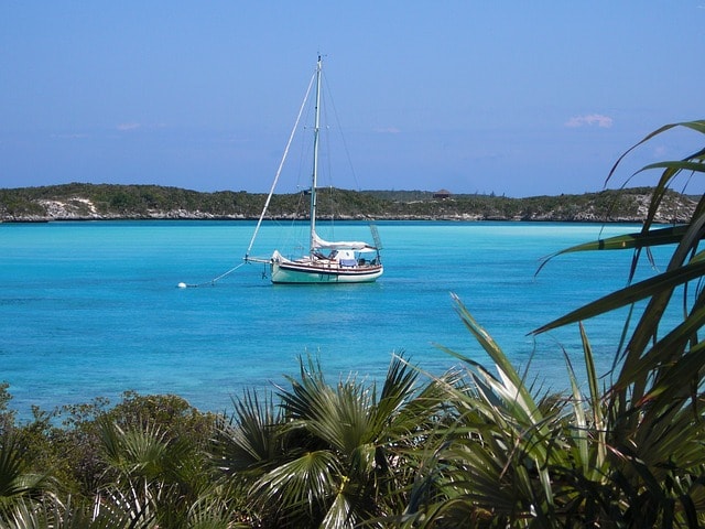 bareboat yacht charters belize