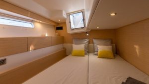 Jeanneau 57 Guest room