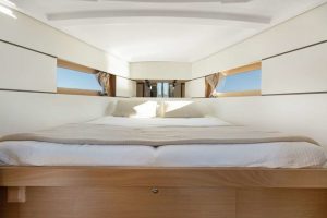 Beneteau 38 bedroom