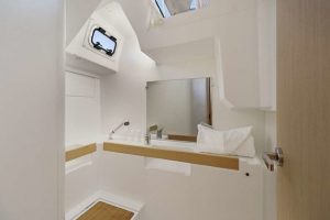 Beneteau 38 bathroom