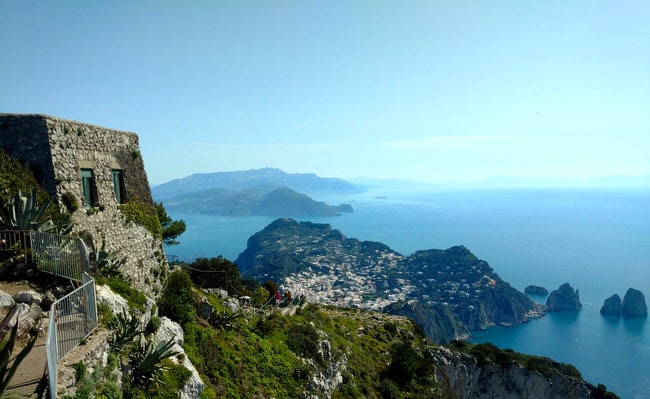 Boat tour from Napples or Sorrento around Capri