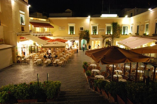 La Piazzetta in Capri tour from Sorrento or Naples