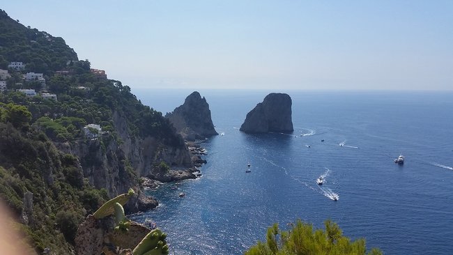 Boat tour at Giardini Di Augusto Capri